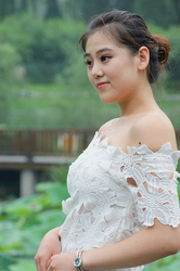 深田えいみ人妻教师系列av安装流程